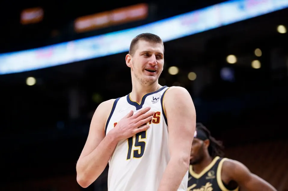 nikola jokic contract